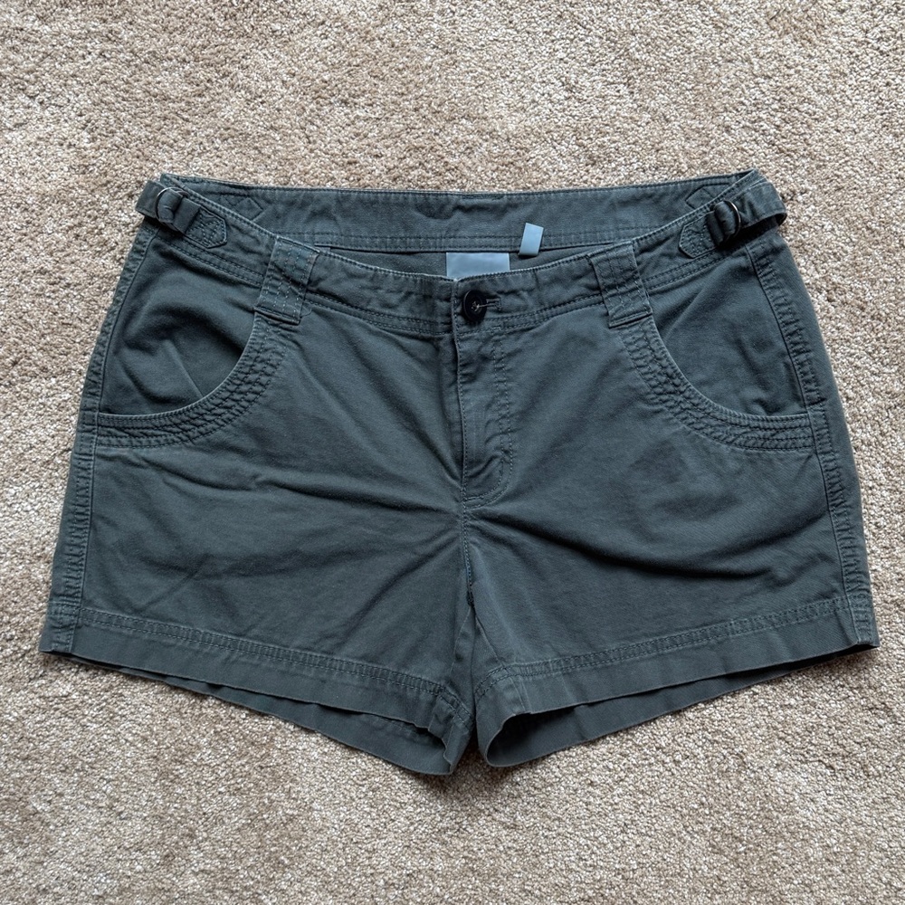 Athleta Olive Green Organic Cotton Utility Shorts Size 8 - Picture 2 of 12